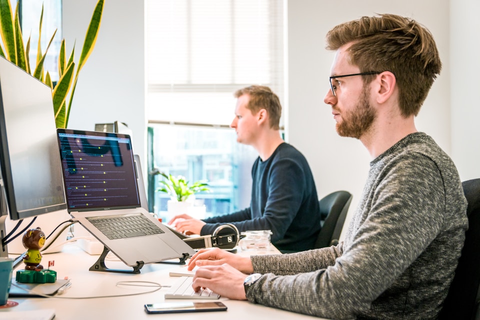 Hosting infrastructure and uptime monitoring dashboard